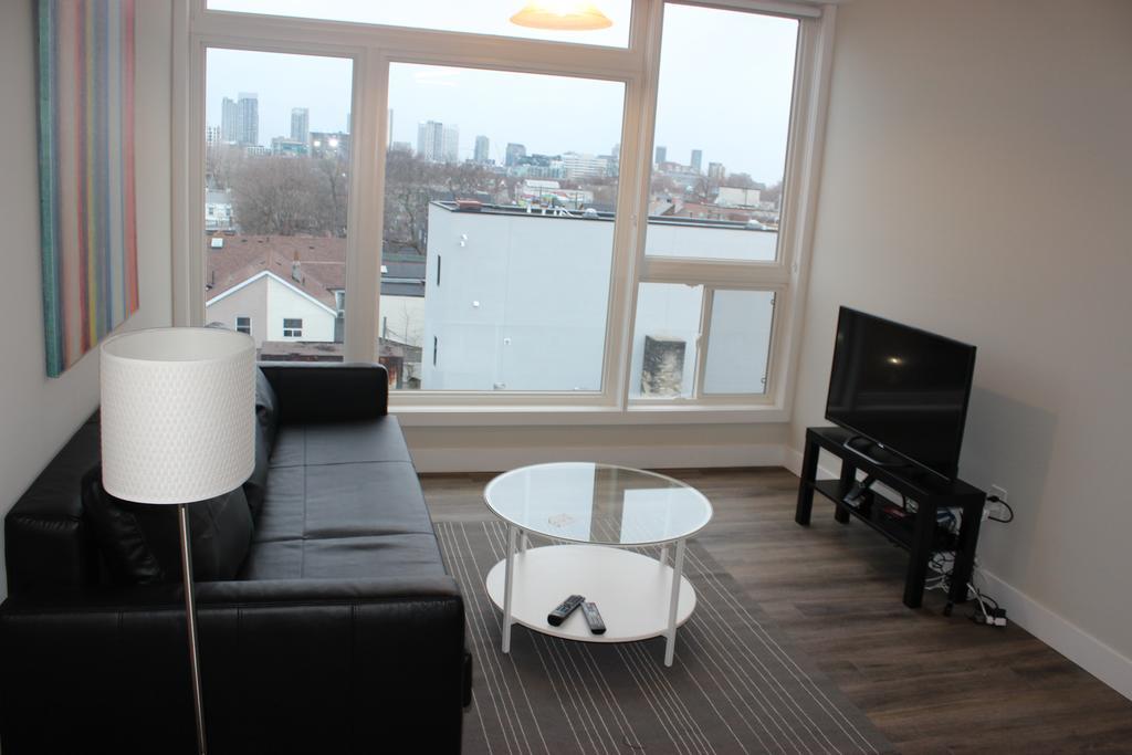 Atlas Suites- Furnished Apartments-College Street, Toronto Dış mekan fotoğraf